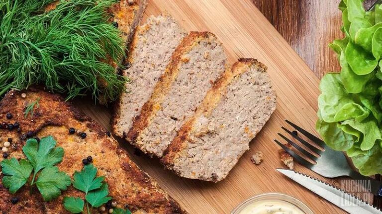 Domowy pasztet drobiowy – prosty przepis na pyszny przysmak