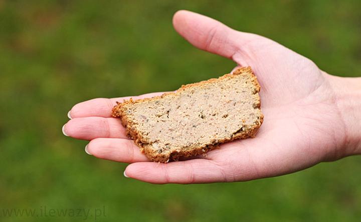 Ile kalorii kryje się w kanapce z pasztetem? Zaskakująca prawda o jej wartościach kalorycznych!