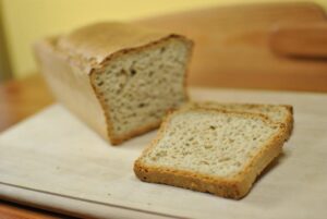 Odkryj wyjątkowy smak: pyszny bezglutenowy chleb owsiany, który zaskoczy Twoje podniebienie!