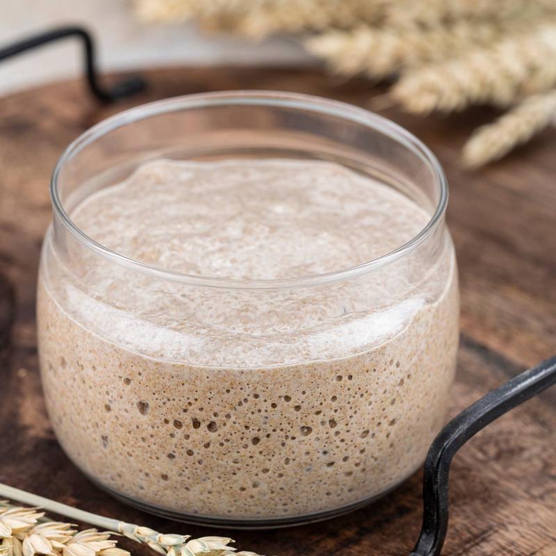 Jak uzyskać idealny smak? Odkryj ile zakwasu na 500g mąki!