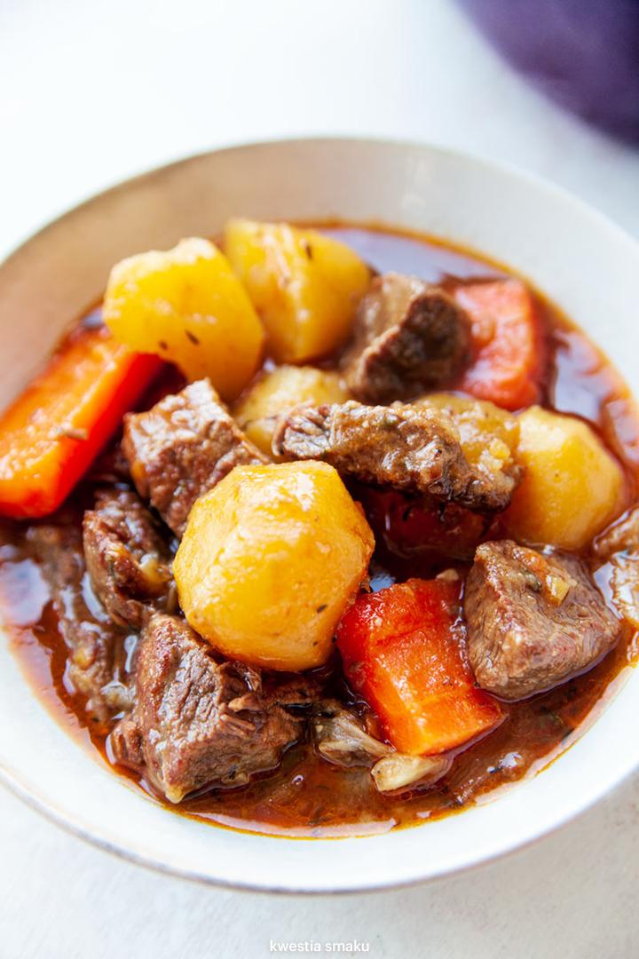 Techniki przygotowania gulaszu