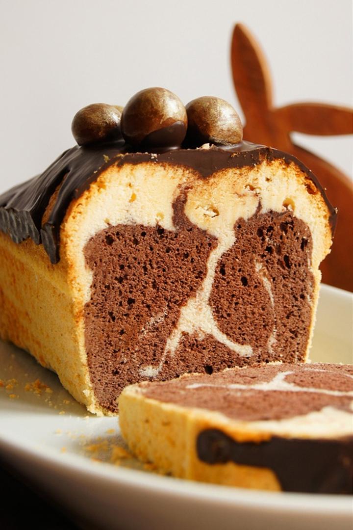 Wyjmowanie babki z foremki