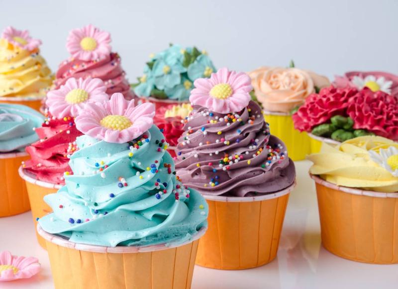 Pyszne babeczki bez foremek – odkryj proste sposoby na smakowy sukces