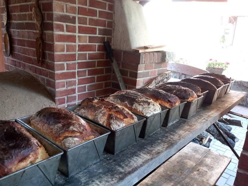 Pieczenie chleba w foremce aluminiowej