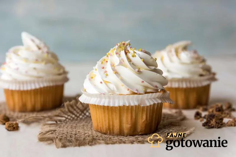 Pyszny krem do muffinek – odkryj proste przepisy i dekoracyjne triki, które zachwycą!