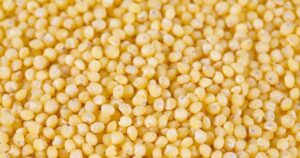 Kasza w diecie odchudzającej: Jak jej wpływ na zdrowie może pomóc w utracie wagi?