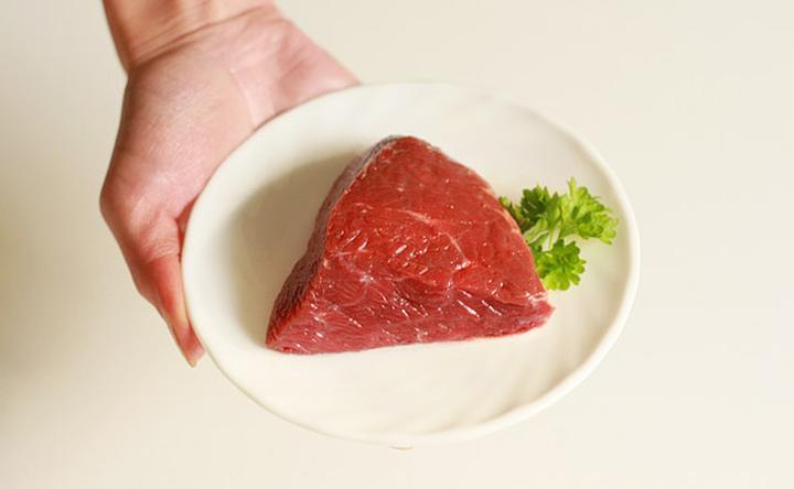 Wołowina kalorie: Odkryj niskotłuszczowe tajemnice różnych rodzajów mięsa