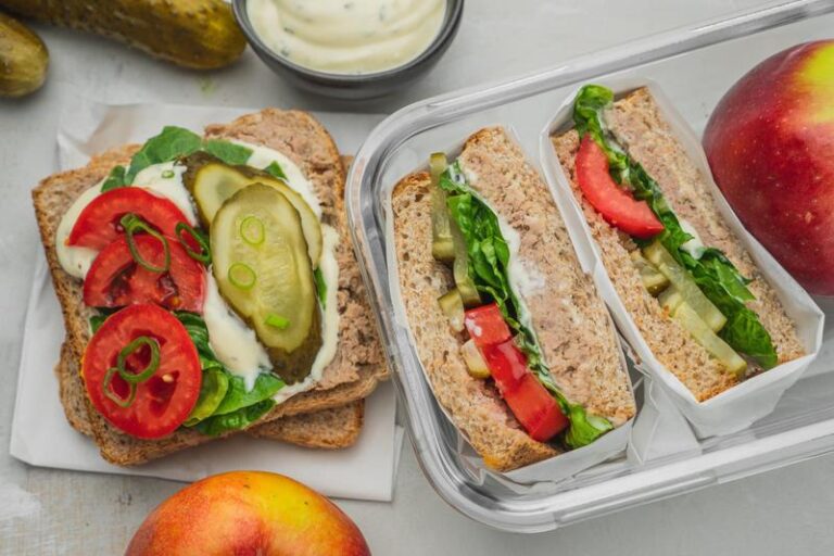 Czy wiesz, ile kcal ma kanapka z pasztetem? Zaskakujące fakty i porady, które warto poznać