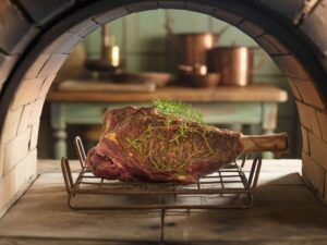 Perfekcyjna dziczyzna w piekarniku – odkryj tajemnice długiego pieczenia, by była soczysta i delikatna